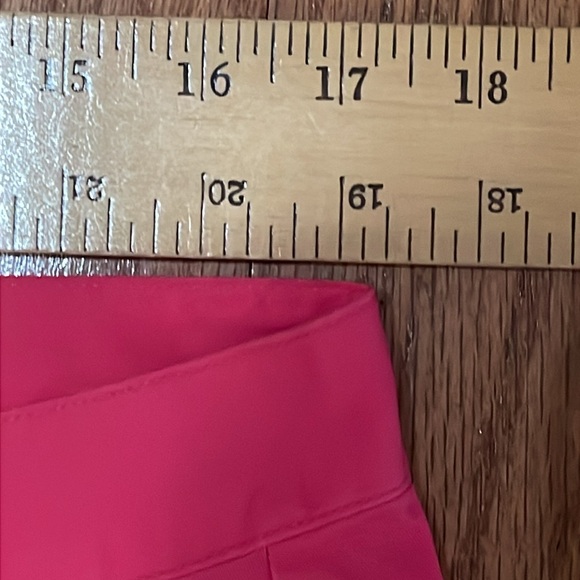 Gap Factory Size 12 Shorts  Pink - Picture 5 of 9